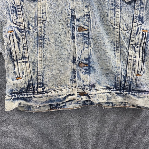 Vintage Levis Acid Wash Denim Trucker Jacket Made in USA Blue 75068-0510 XL Mens - Picture 2 of 13